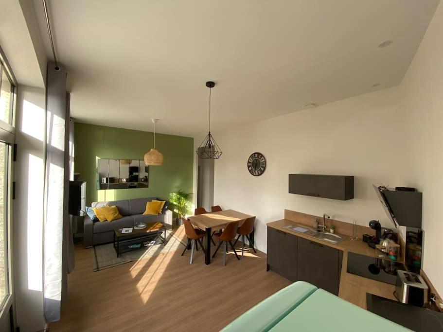 Appartement Centre-Ville * Rdc * Clim * Wifi * Haut De Gamme * Angouleme Exterior photo